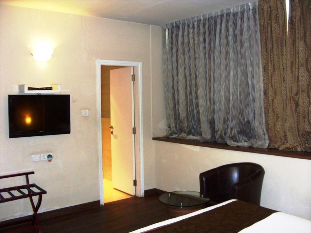 Mango Hotels, Samed Agra Agra  Kültér fotó