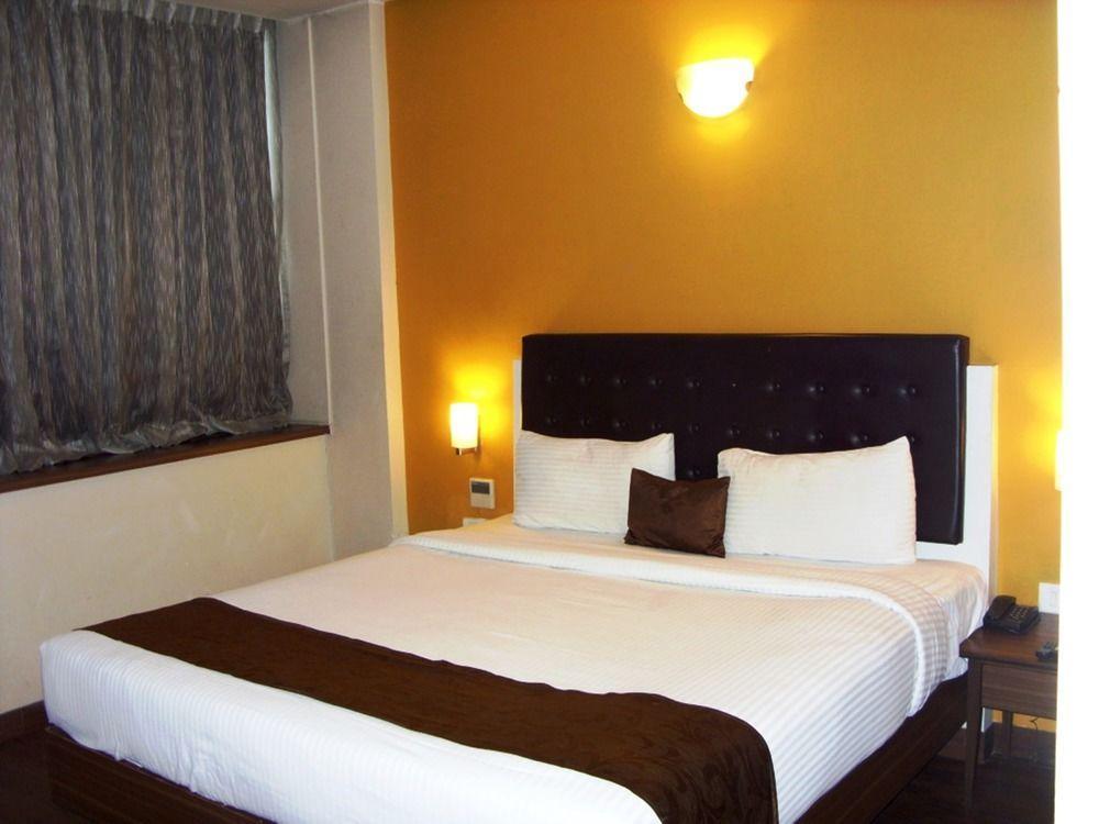 Mango Hotels, Samed Agra Agra  Kültér fotó
