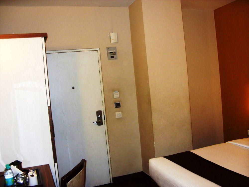 Mango Hotels, Samed Agra Agra  Kültér fotó