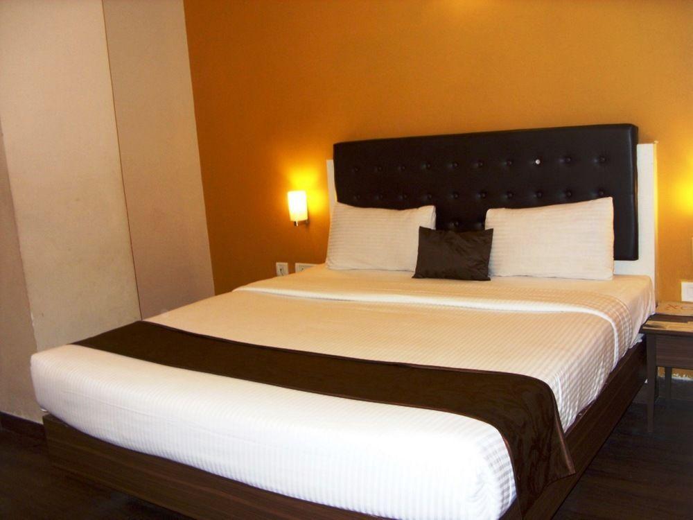 Mango Hotels, Samed Agra Agra  Kültér fotó