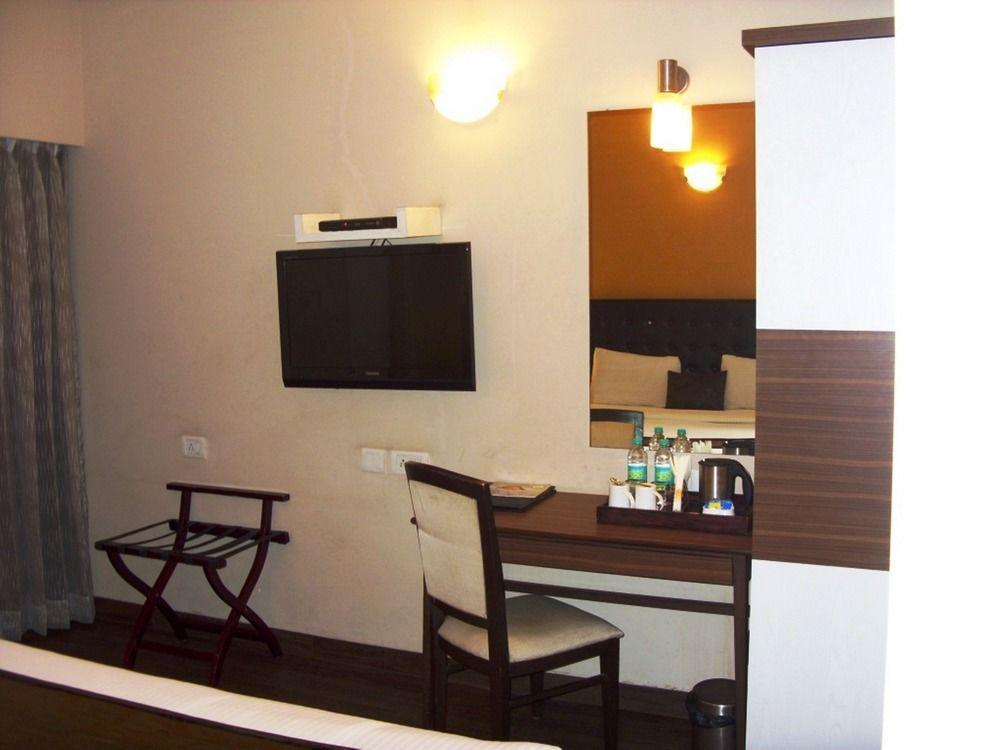 Mango Hotels, Samed Agra Agra  Kültér fotó
